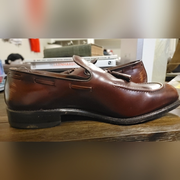 Size 9.5 eee Allen Edmond Tassel Loafers main image 5